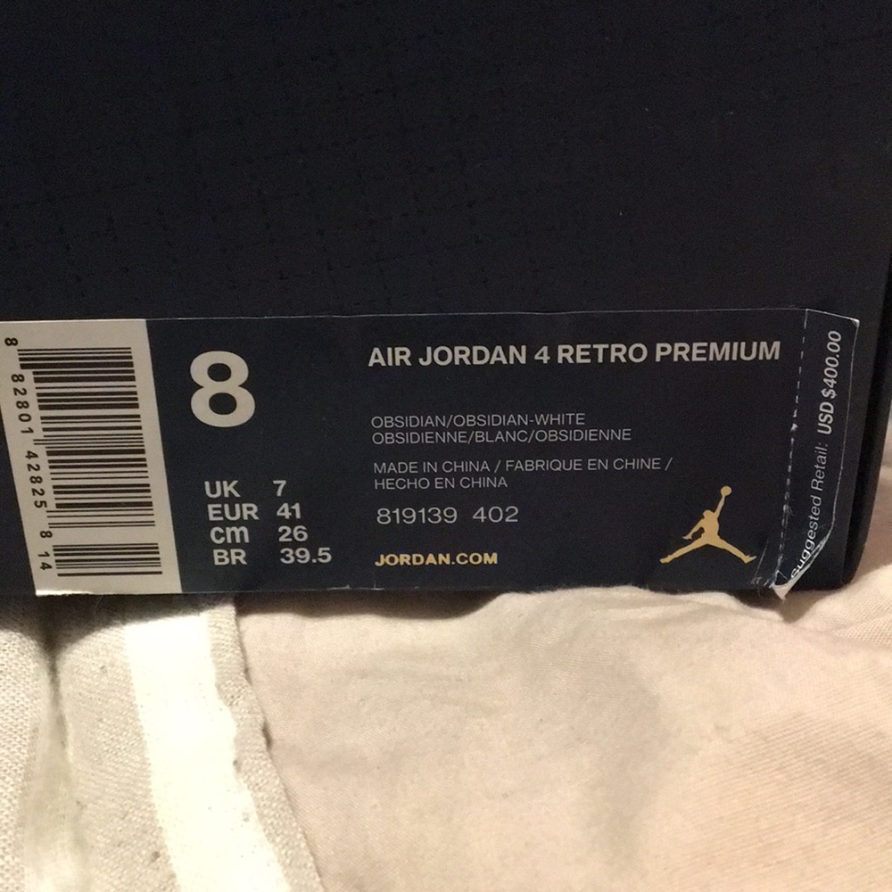 Air Jordan 4 premium “obsidian”